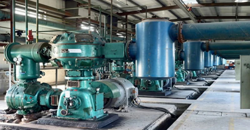Class 0 oil-free air compressor system deployed at a modern medical oxygen processing facility